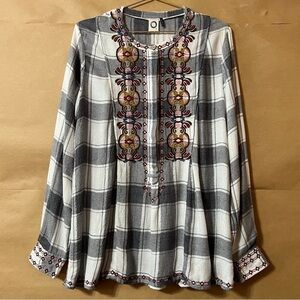 Anthropologie | Akemi & Kin Dalton Embroidered Plaid Flannel Popover Top Size S